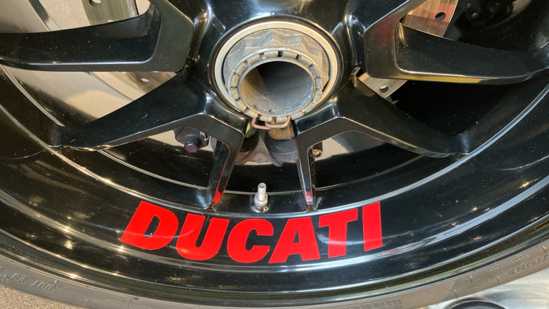 Ducati Diavel 1260S Grey